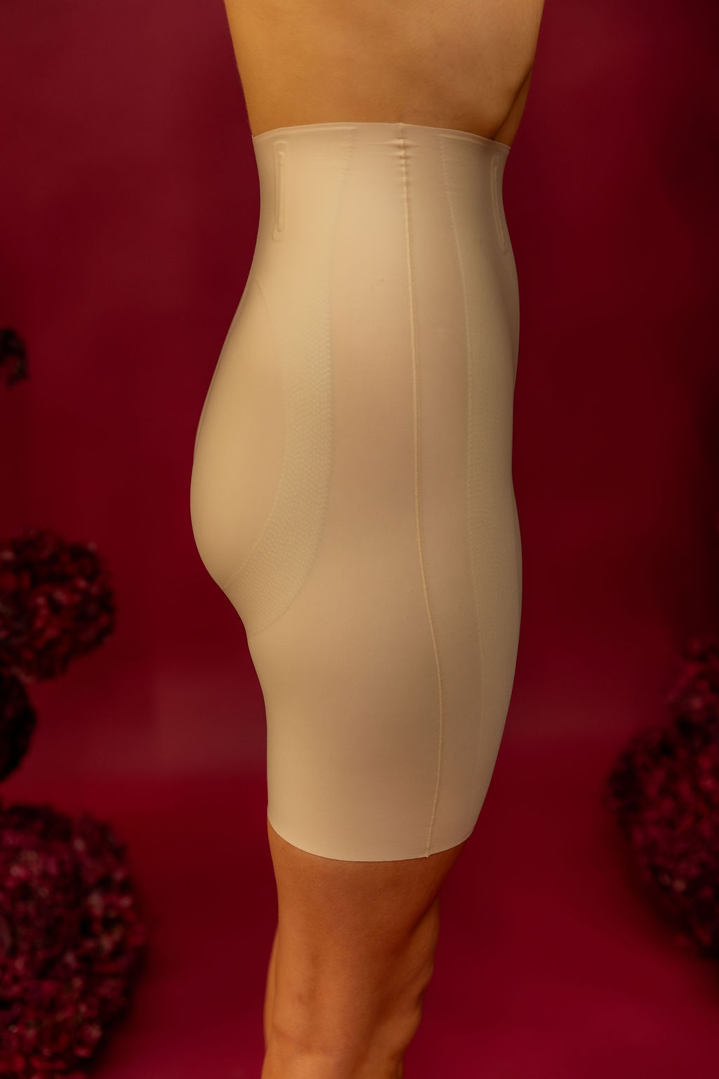 Seamless Waist Shapewear Short — view 4