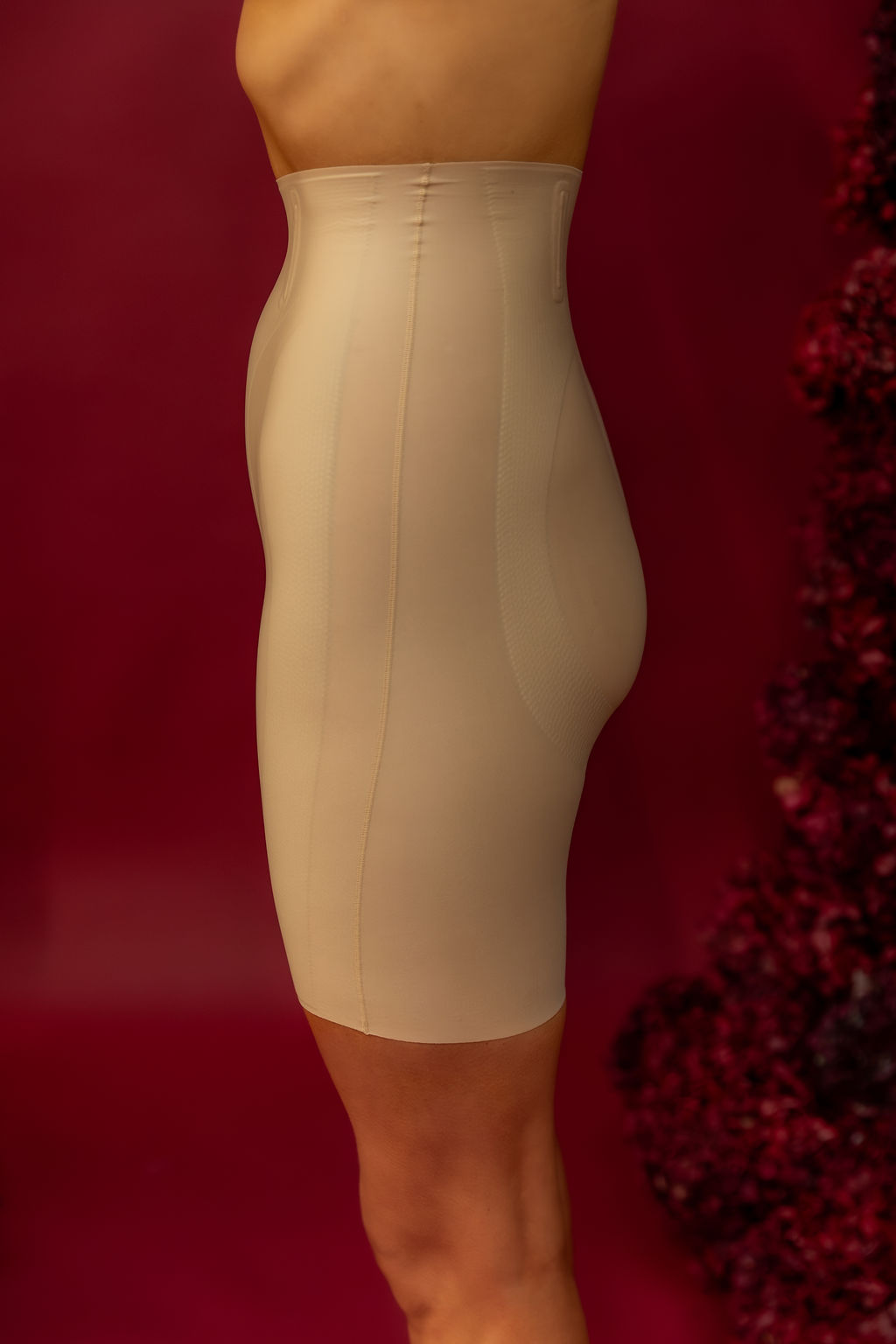Seamless Waist Shapewear Short — view 3