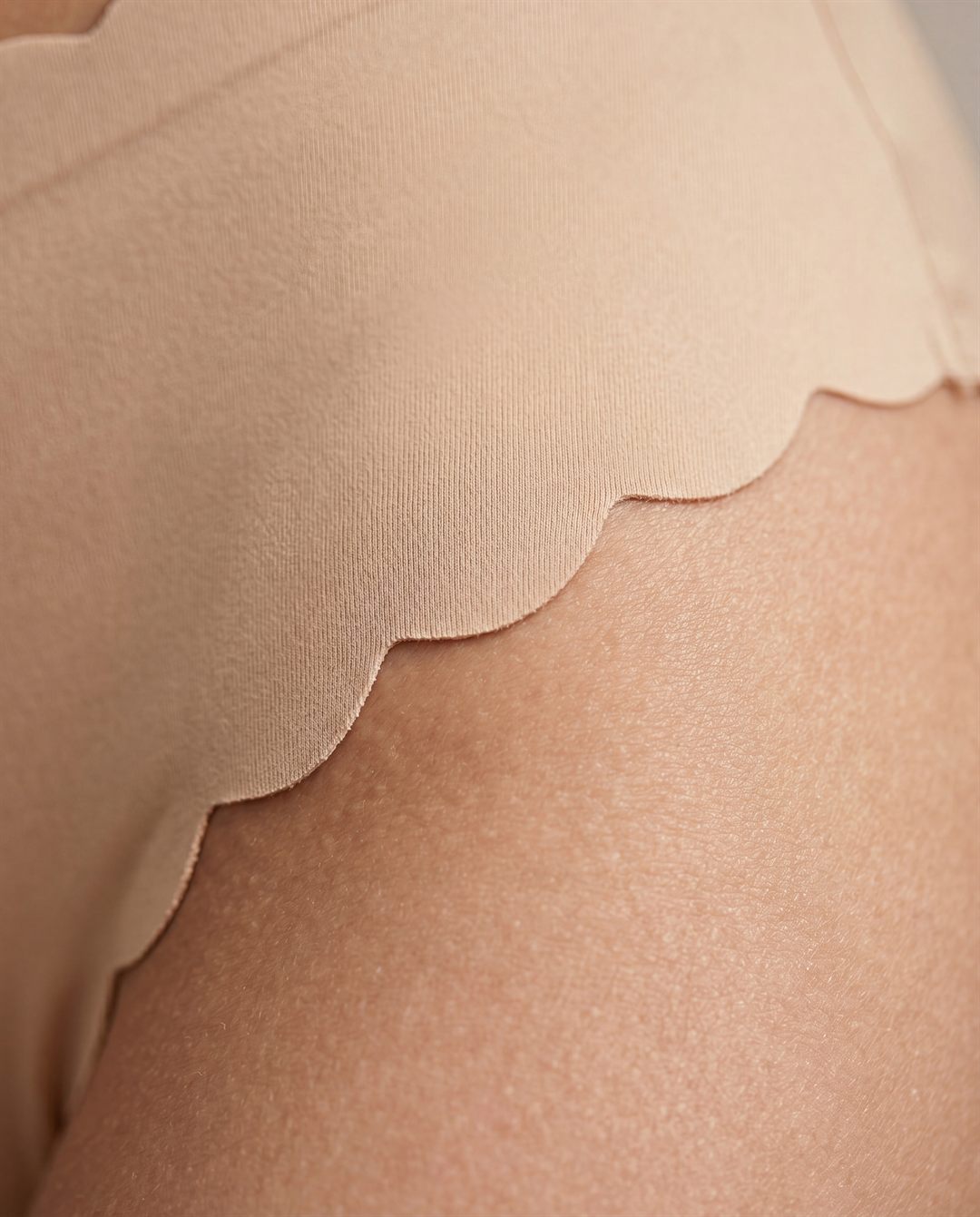 Seamless Scallop Panties